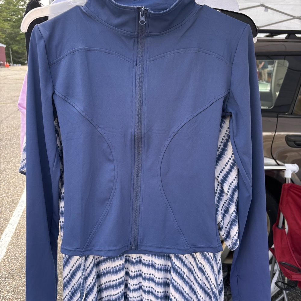 Amazon Women's Blue ZipUp Workout Jacket